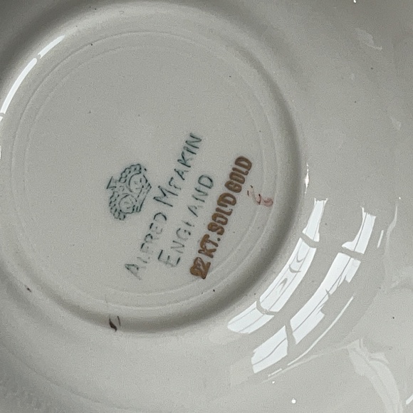 Alfred Meakin fruit bowl, 22K gold & flowers vintage small, desert, EUC. - Picture 9 of 15